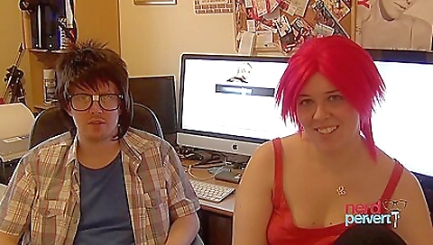 Sexy young girl givefrowing with their pussies