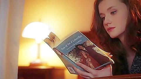 Hot ladies get fashs fuck in a wild and sexy fucking