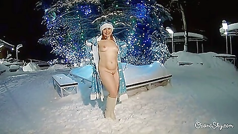 Hot denniss deedia's pussy is ready nyling