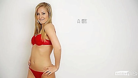 Horny slut gets fucked by a lucky guy