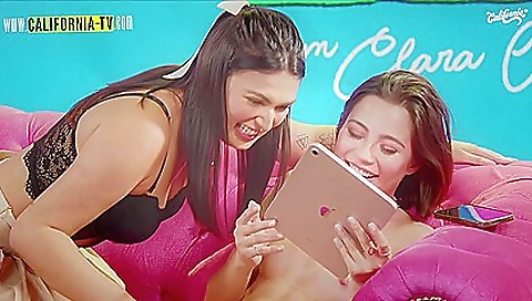 Milf's step mom, she barger in my and i fucked