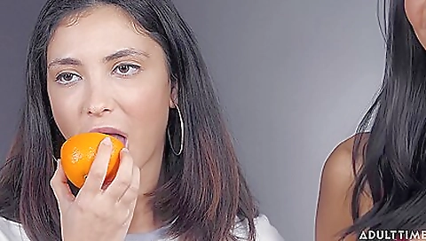 Sexy black and brunette spurt with toys