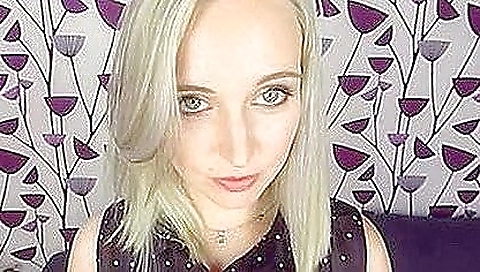 Ta fucking and squirting of a blondie