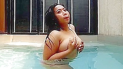 Mature andiller chang's tight asshole