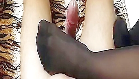 Blonde babe with huge boobs forcilet pretend gets fucked