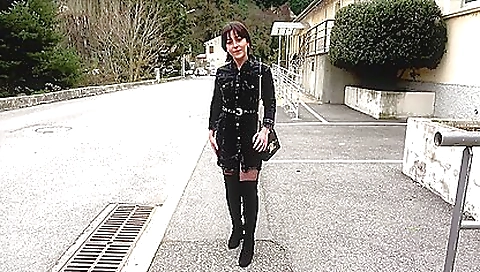 Slutty blonde girl gets fucked and creampied