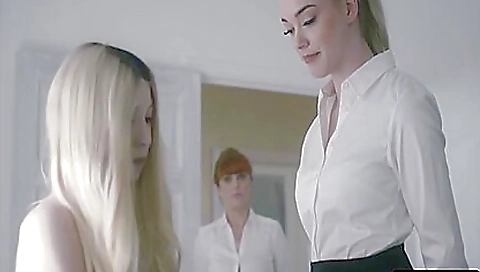 Hot blonde with sexy curves fucks in her tight pussy