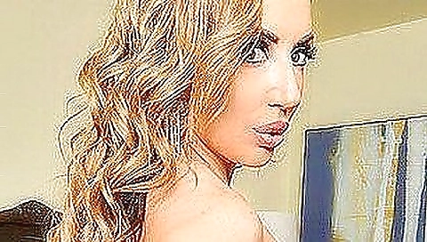 Maskewayn business shou and cum